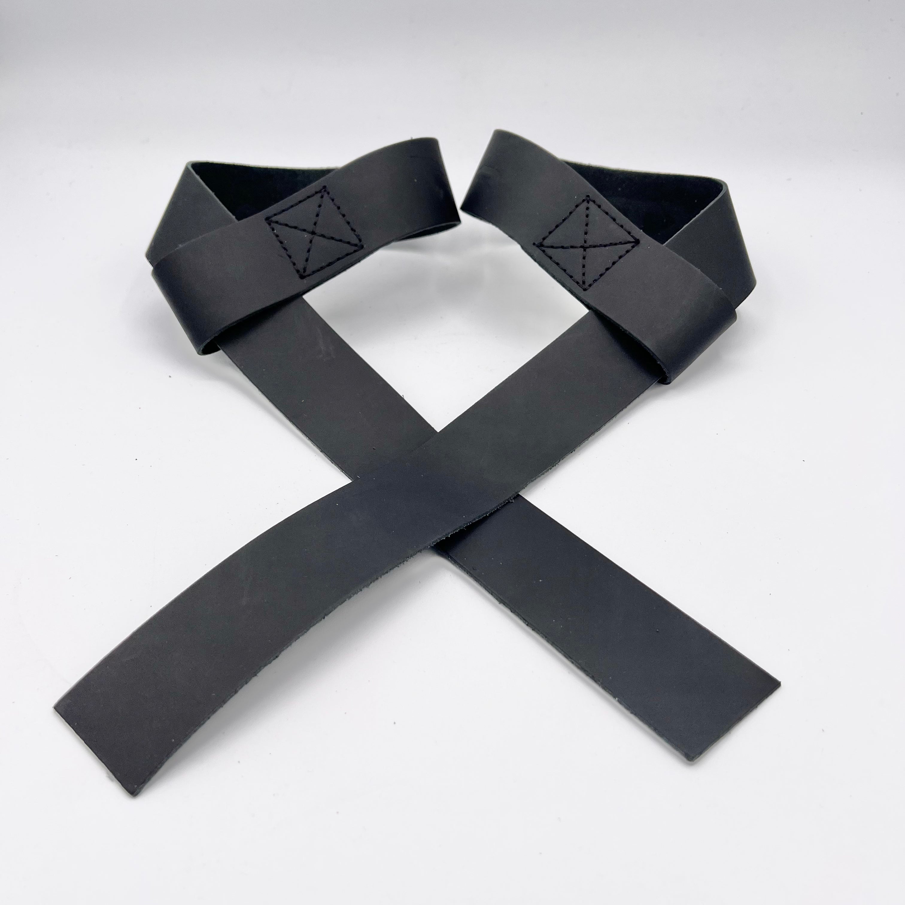 XTC Gear | X-Series Leather Lifting Straps - XTC Fitness - Exercise Equipment Superstore - Canada - Lifting Straps